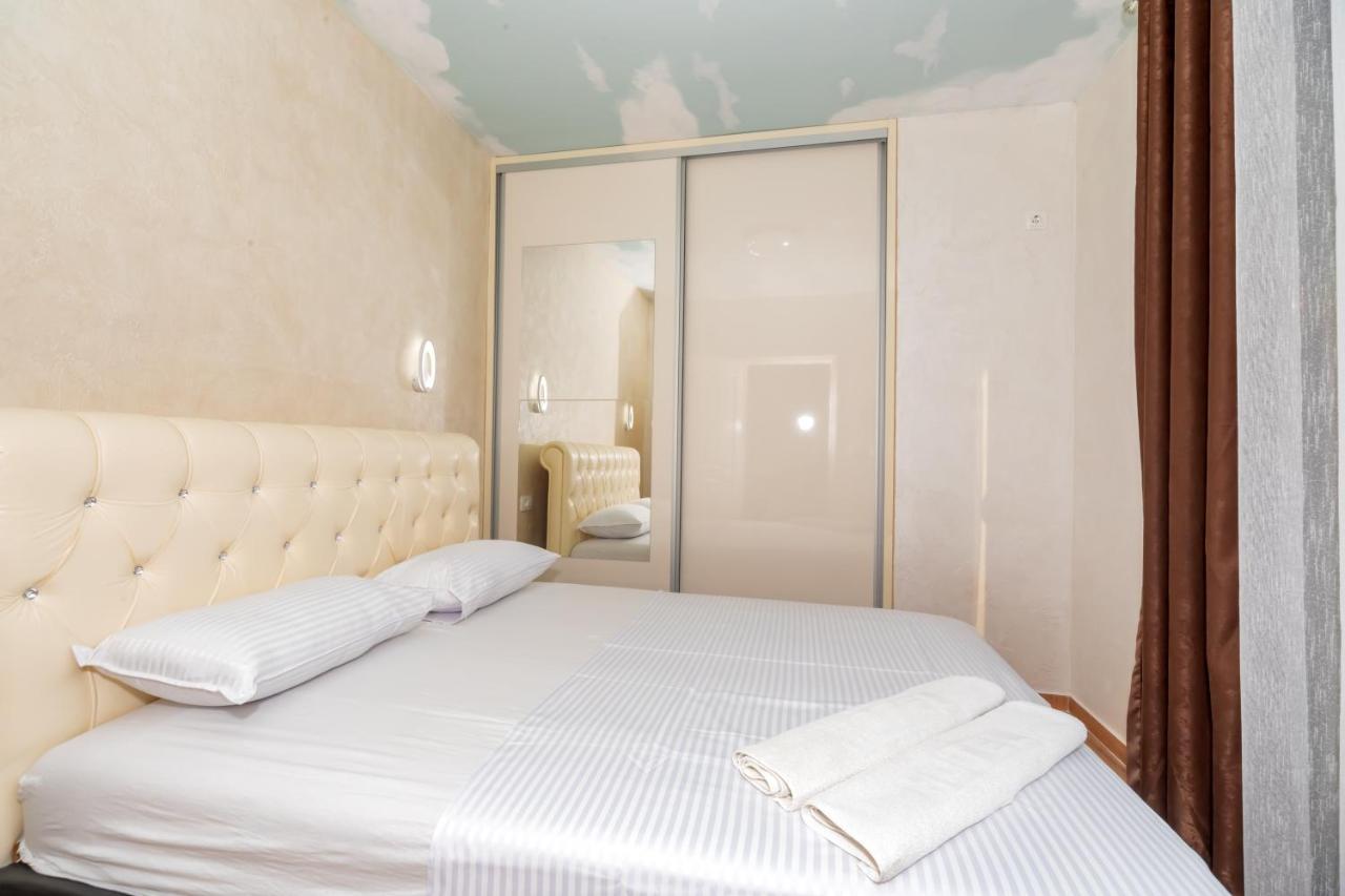 Kaom Lux Apartment โดบราวอดา ภายนอก รูปภาพ