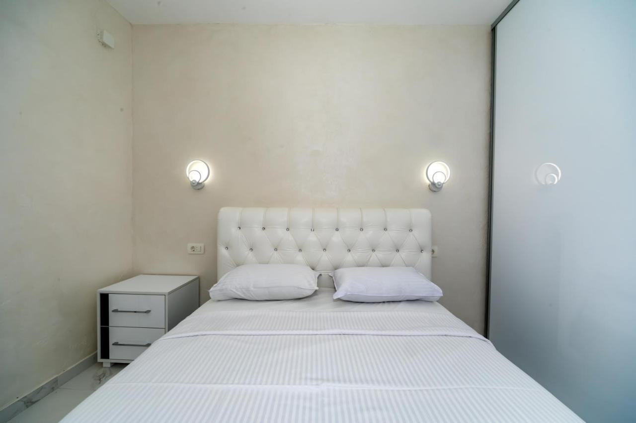 Kaom Lux Apartment โดบราวอดา ภายนอก รูปภาพ